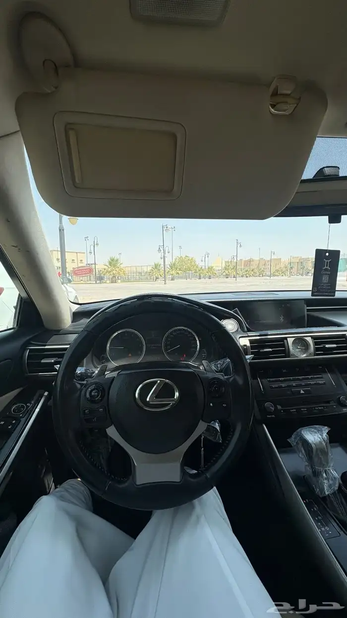 لكزس ارنوب v6 8