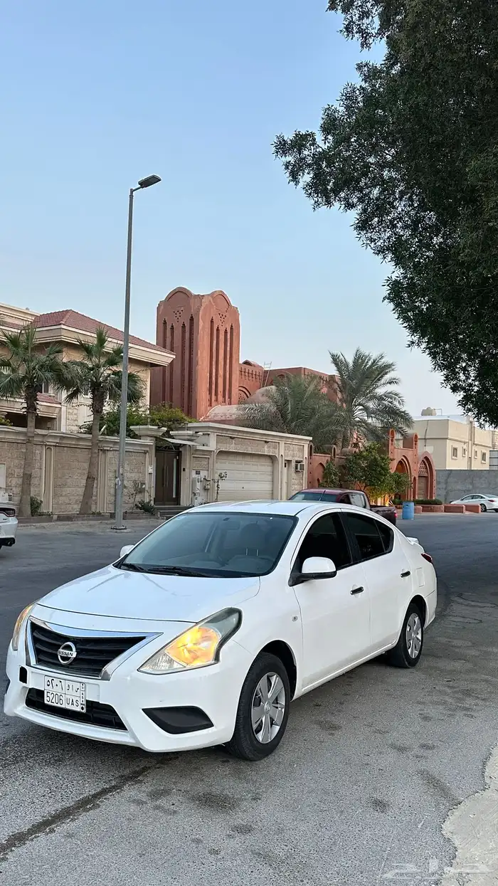 نيسان صني للبيع 2020 ممشاها 84 الف فقط 1