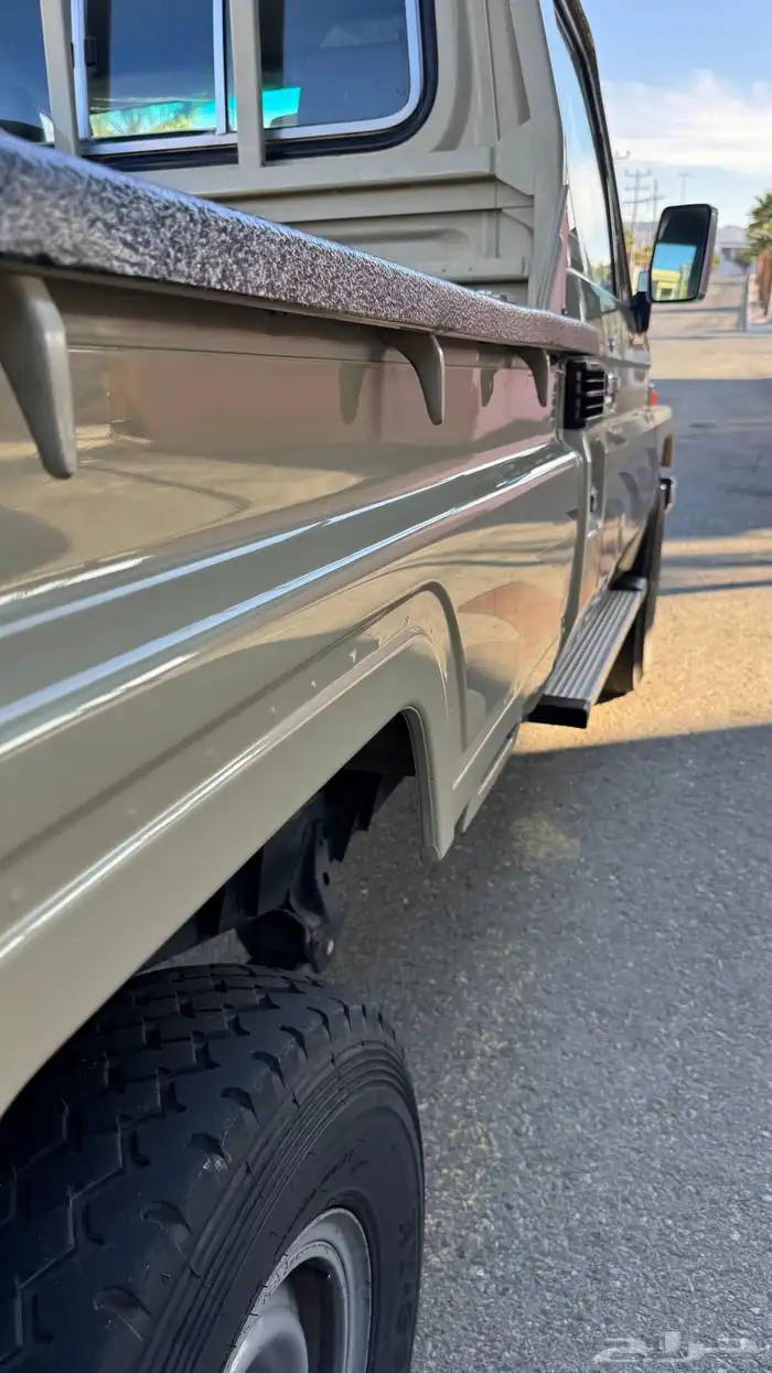 للبيع شاص مخزن 33