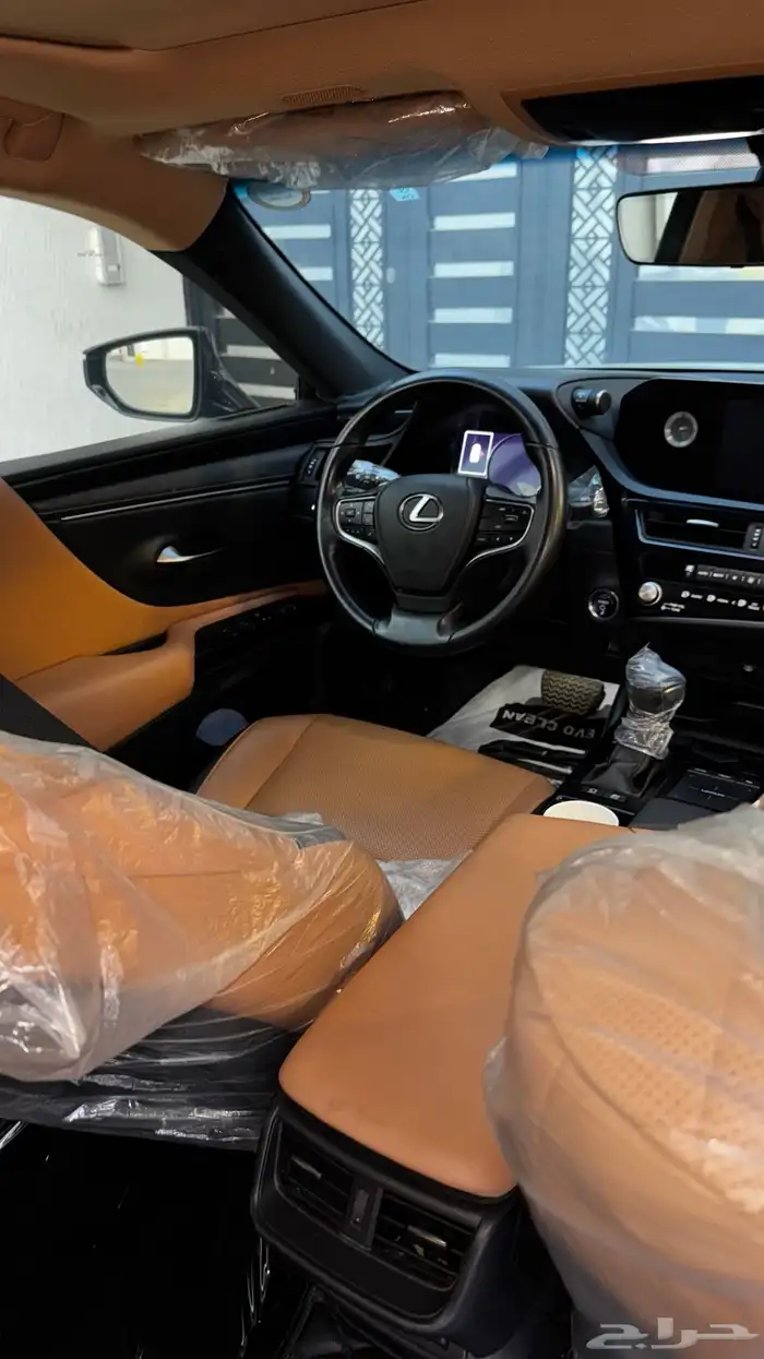 لكزس 2022 300h هايبرد 8