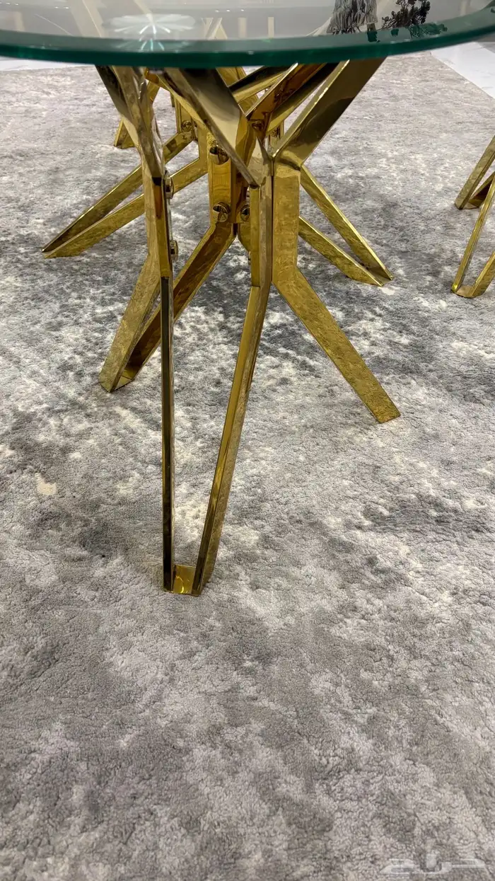 طاولة زجاجية مع ملحقاتها 0