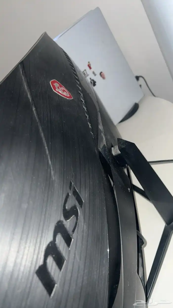 ر شاشة قيمنق منحنيه 1