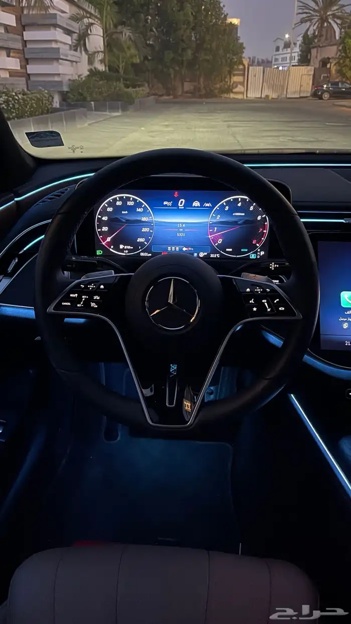 مرسيدس E200 2025 عداد 5 آلاف km ضمان الجفالي الى 2027 22