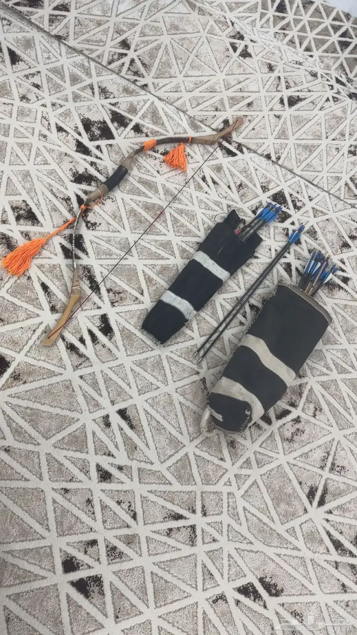 قوس عربي تقليدي معه 15 سهم كربوني 0