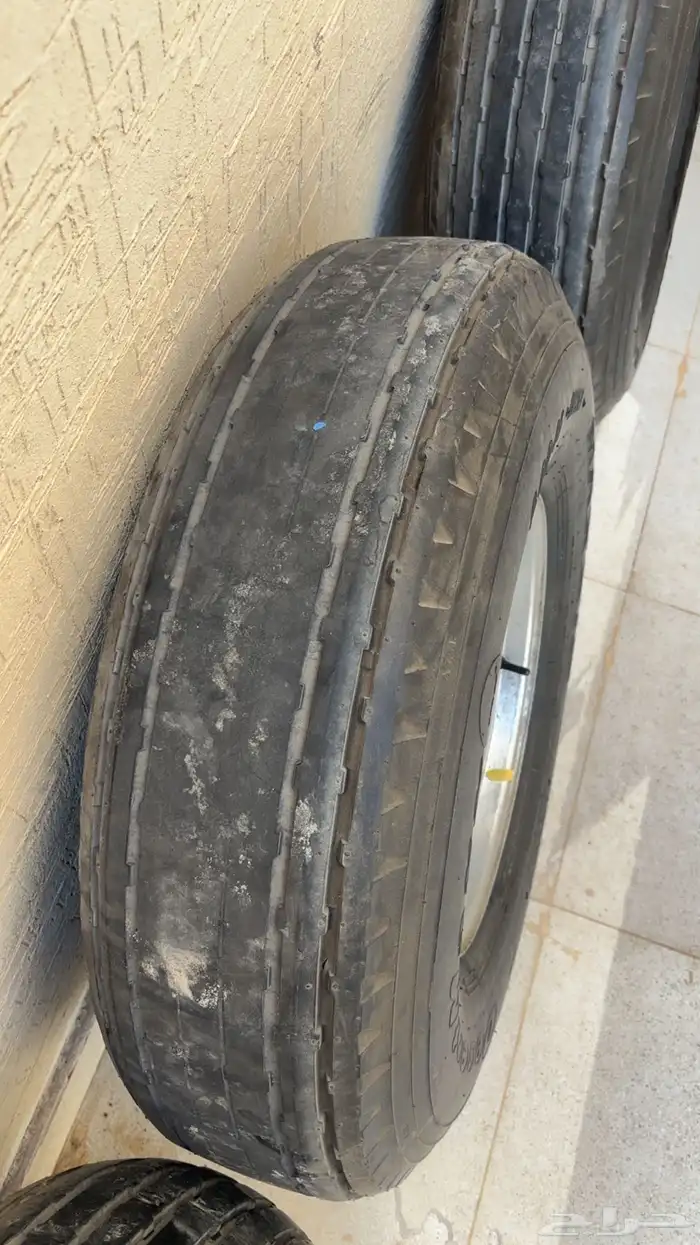 كفرات بالون ماكسس 900 16 مستعمله مع جنوط يوكن 2002 6 مسمار 6