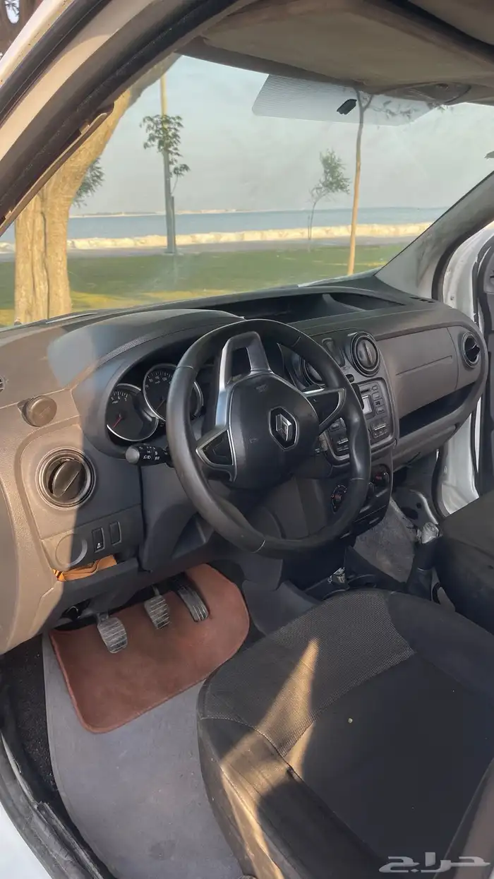 فان رينو دوكر غسيل سيارات 7