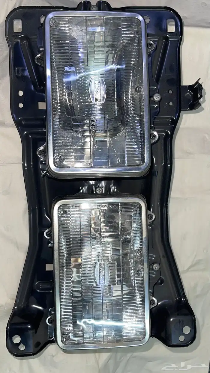 شمعات صالون 88-89 جهة اليسار جديدة اصلية 1