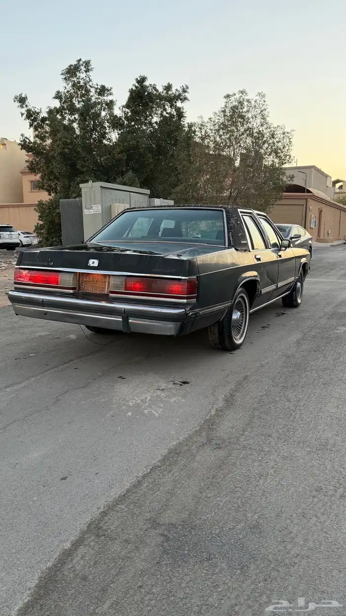 فورد جراند ماركيز كلاسك 4