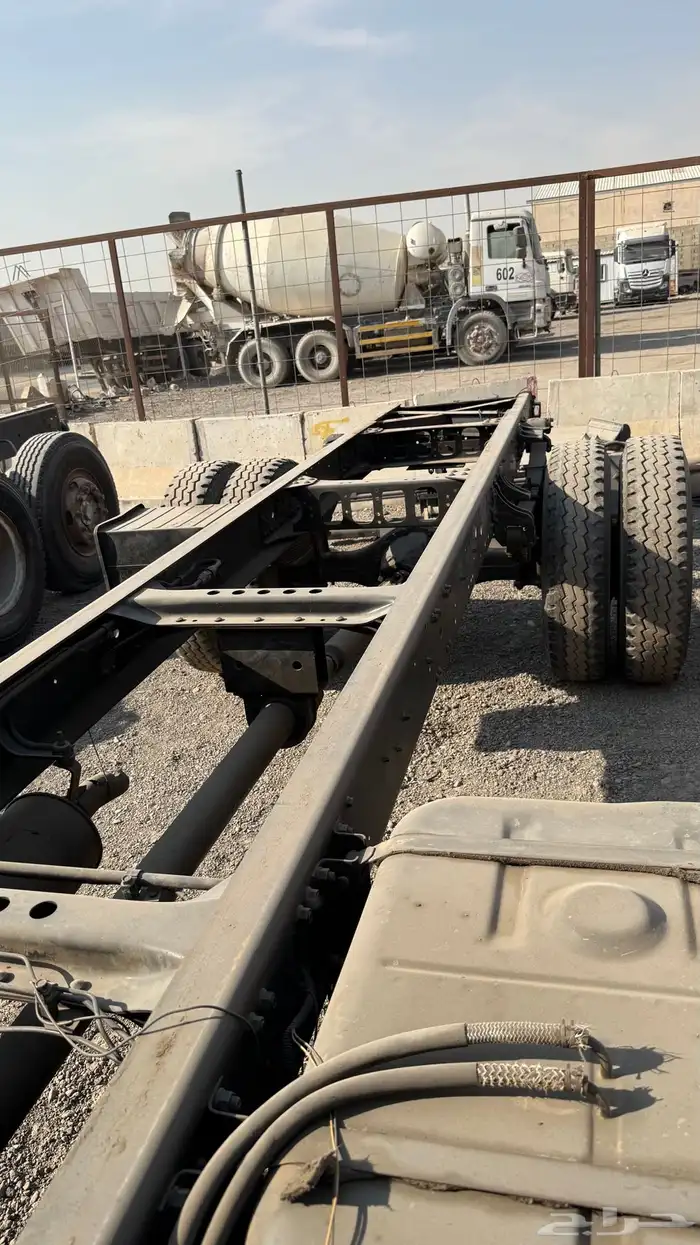 لوري ميتسوبيشي 5