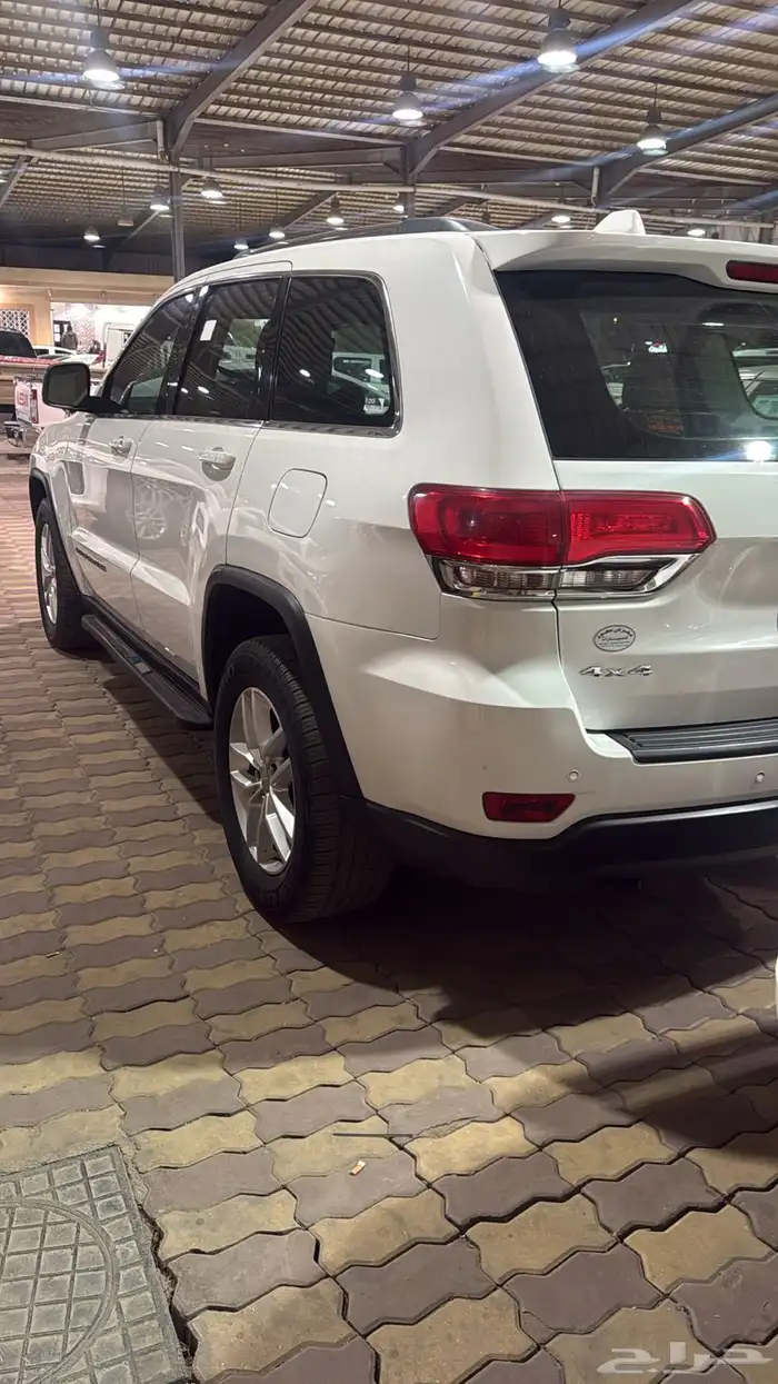 جيب شروكي2017 2