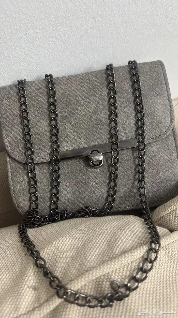 اربع شنط صغيره ب 50 2