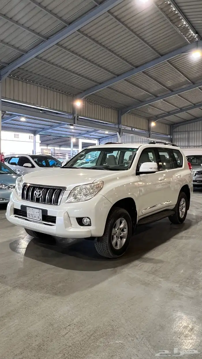 تويوتا برادو موديل 2011 ( 6 سلندر ) 2