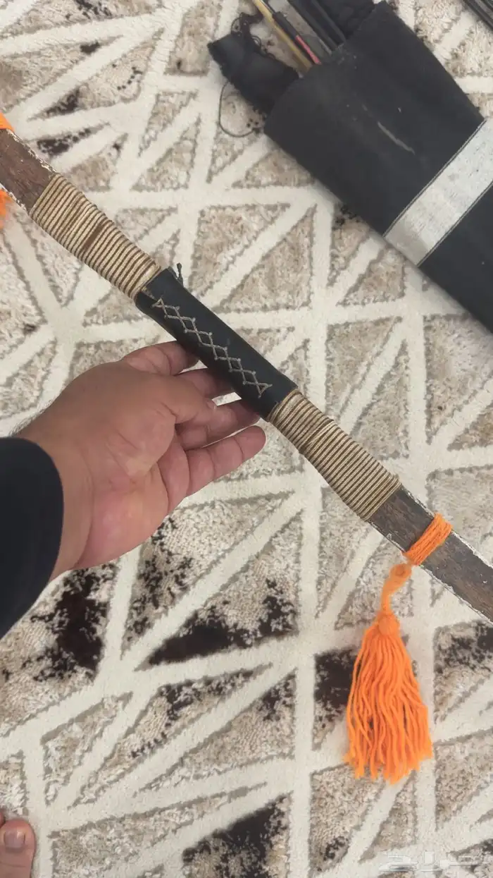 قوس عربي تقليدي معه 15 سهم كربوني 4