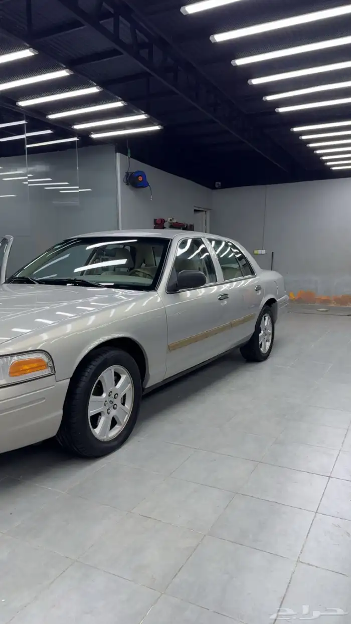 فورد فكتوريا 5