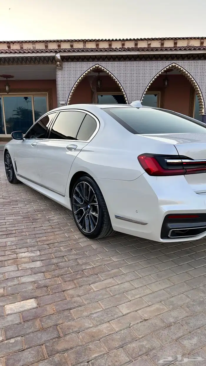 بي ام دبليو 2020-730Liكت ام فل كامل 6