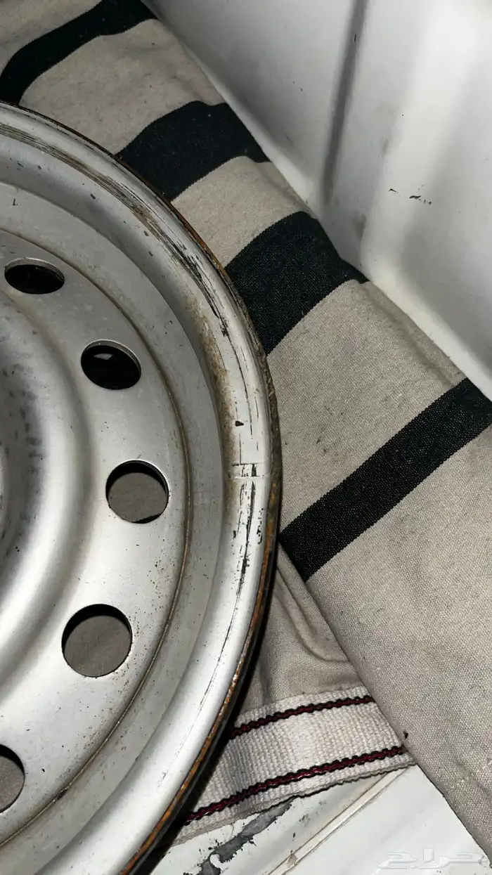 جنوط هايلوكس يابانيه 2005 1