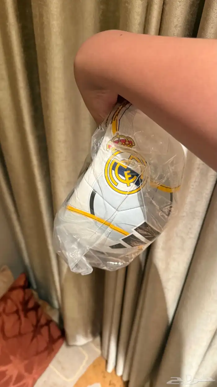 كورة ريال مدريد نسخه محدوده على السوم 3