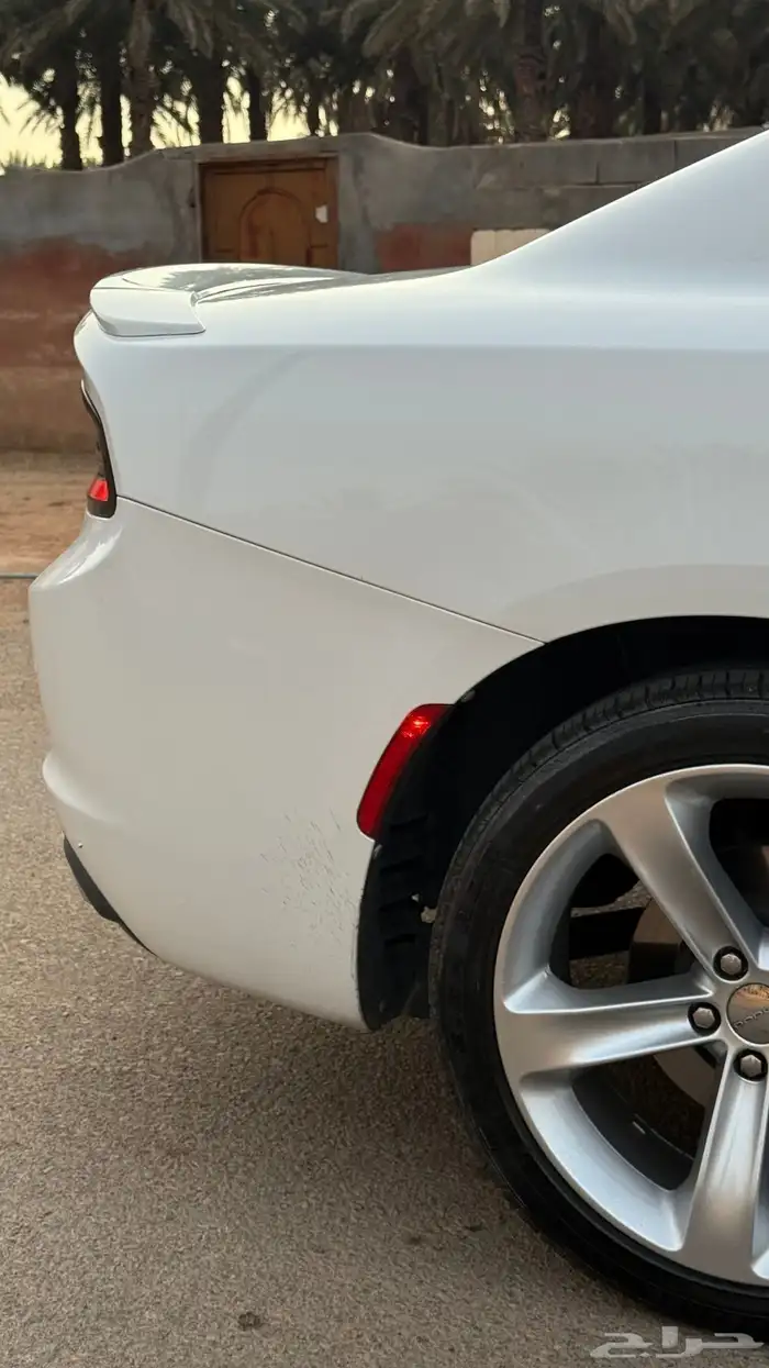 دوج تشارجر RT 5