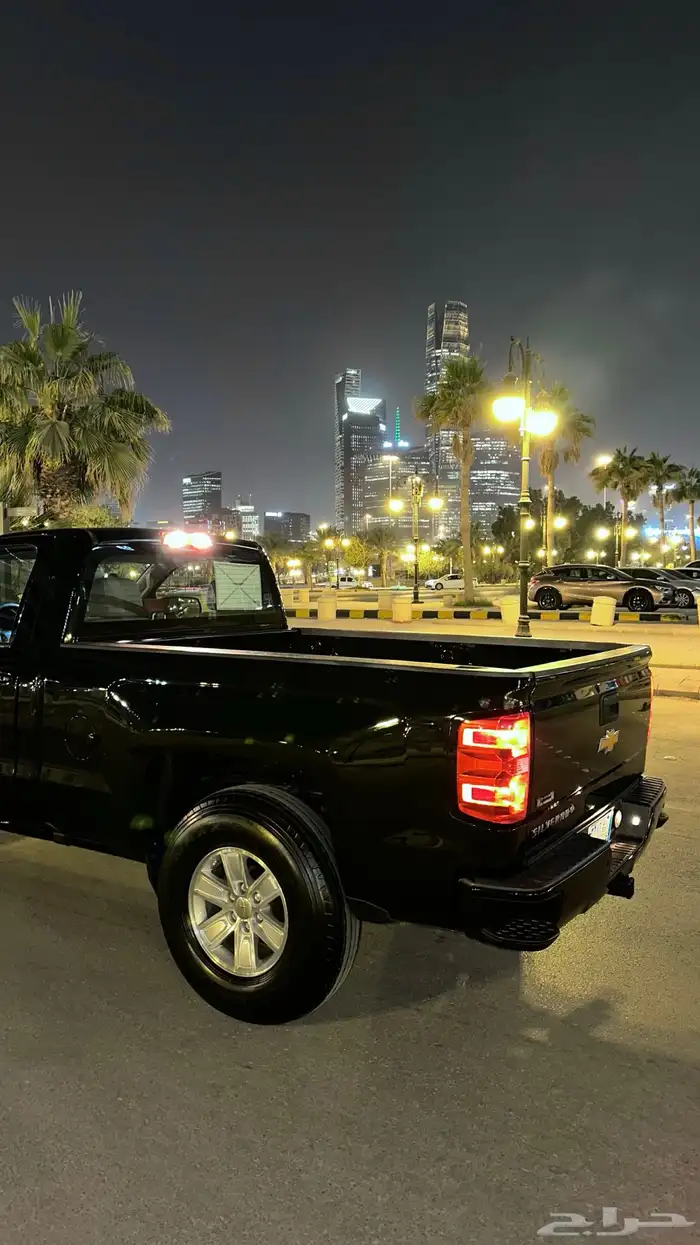 سلفرادو 2017 اسود 6