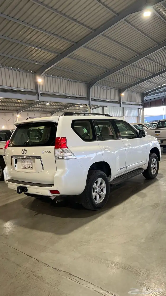 تويوتا برادو موديل 2011 ( 6 سلندر ) 8