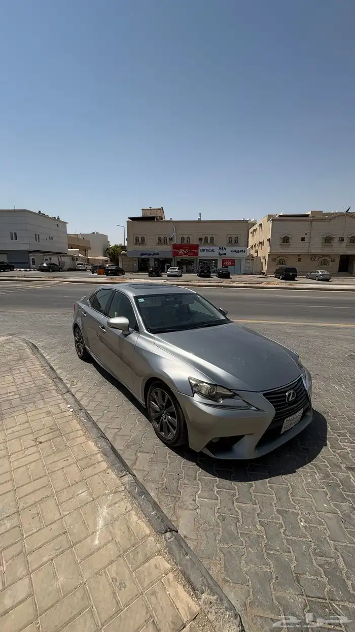 لكزس ارنوب v6 4