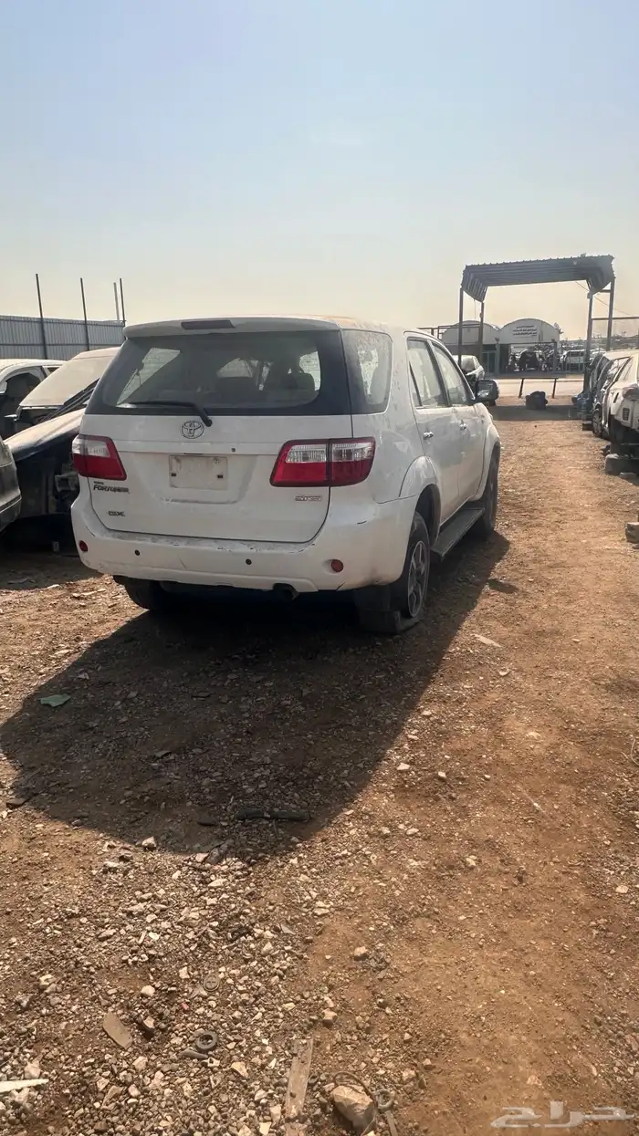 تشليح قطع غيار. فورش نر. هايلوكس ايسوزو انوفاء 2