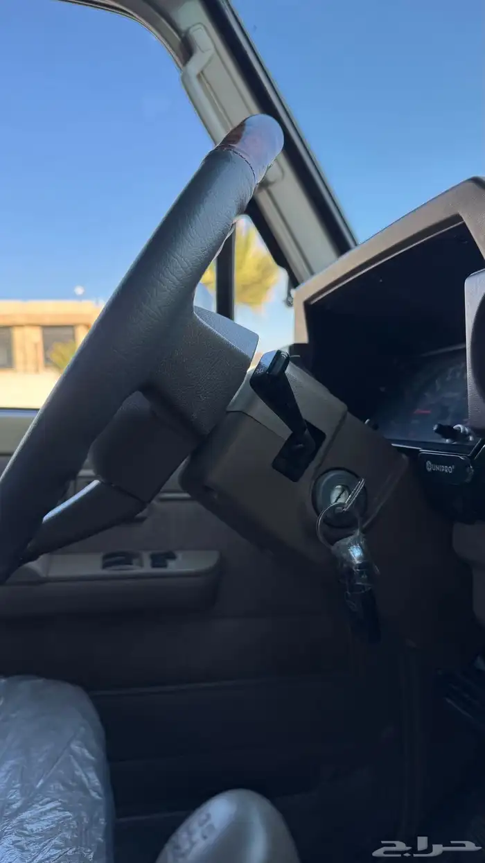 للبيع شاص مخزن 83