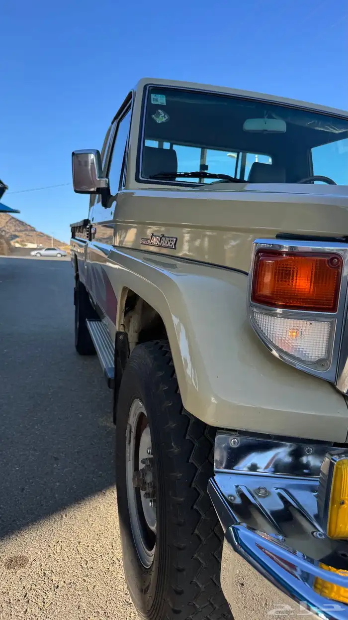 للبيع شاص مخزن 25