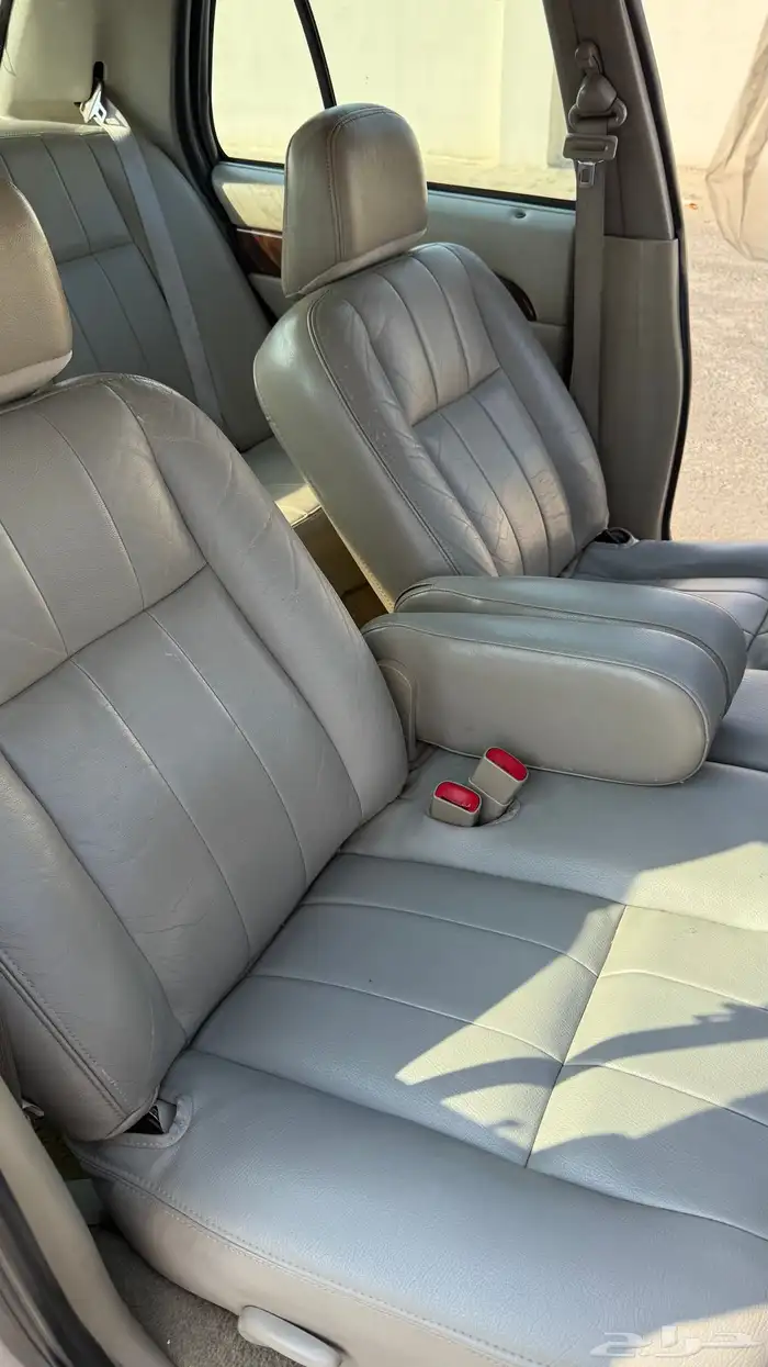 فورد ماركيز 2010 18