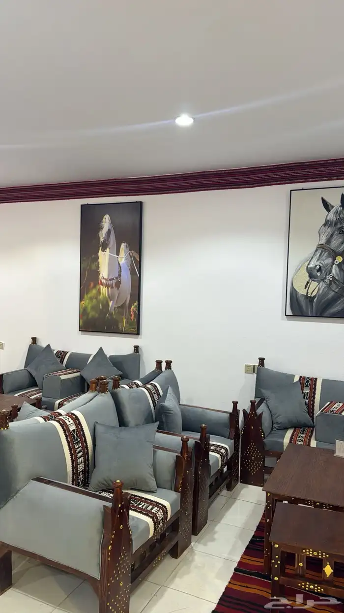 للتقبيل محل شاي 4