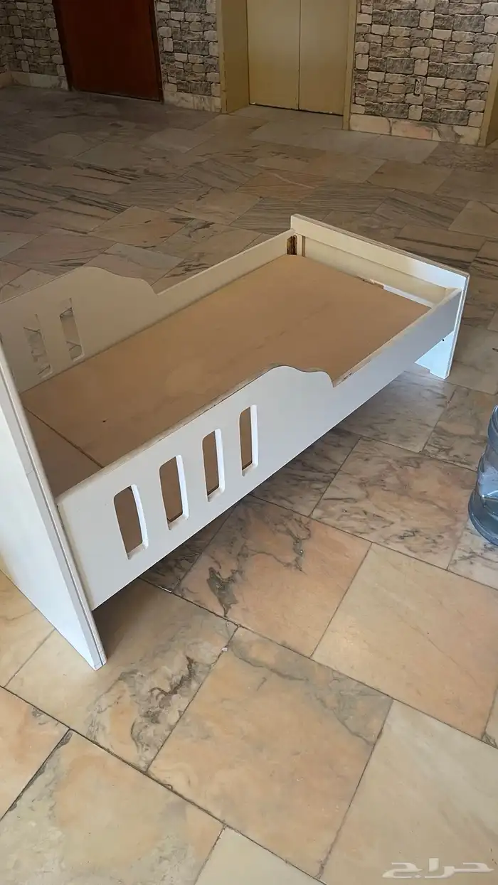 سرير نفر للبيع 1