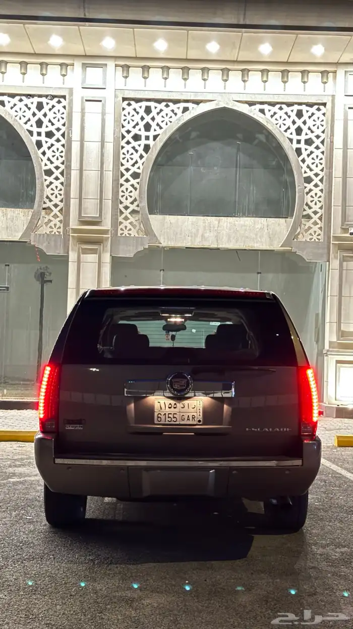 اسكاليد 2011 نظيف 3