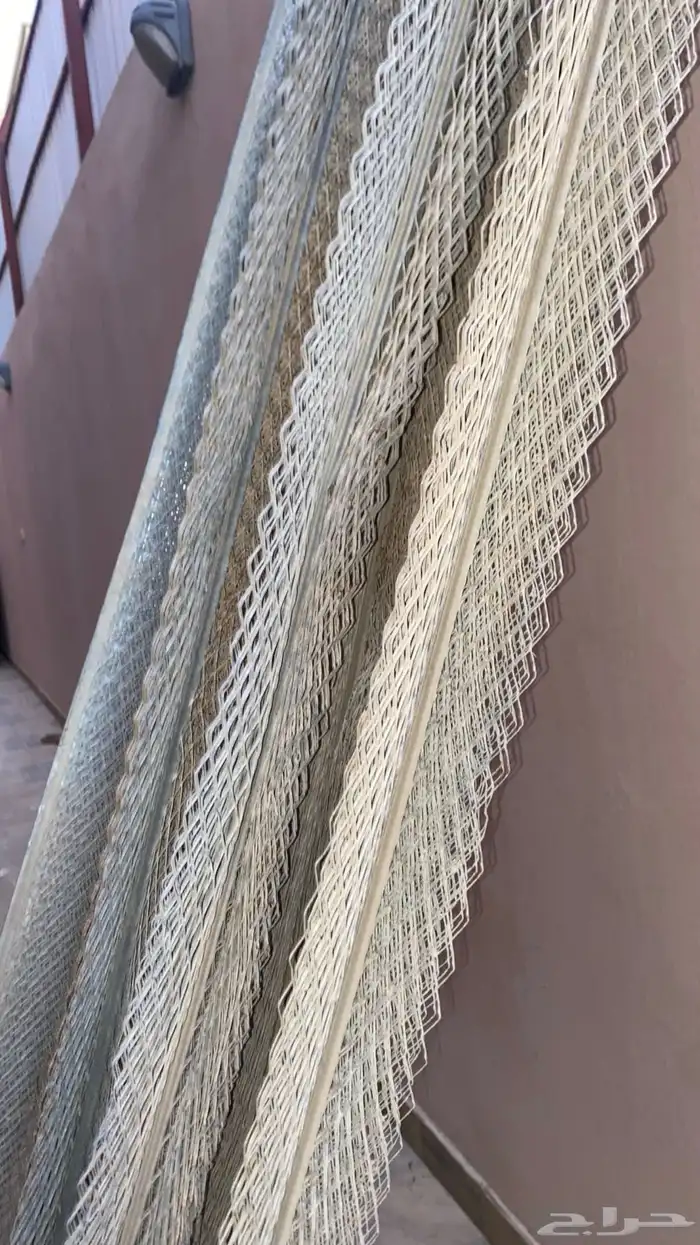 شبك بناء وللاسقف والزوايا وأخرى. 0