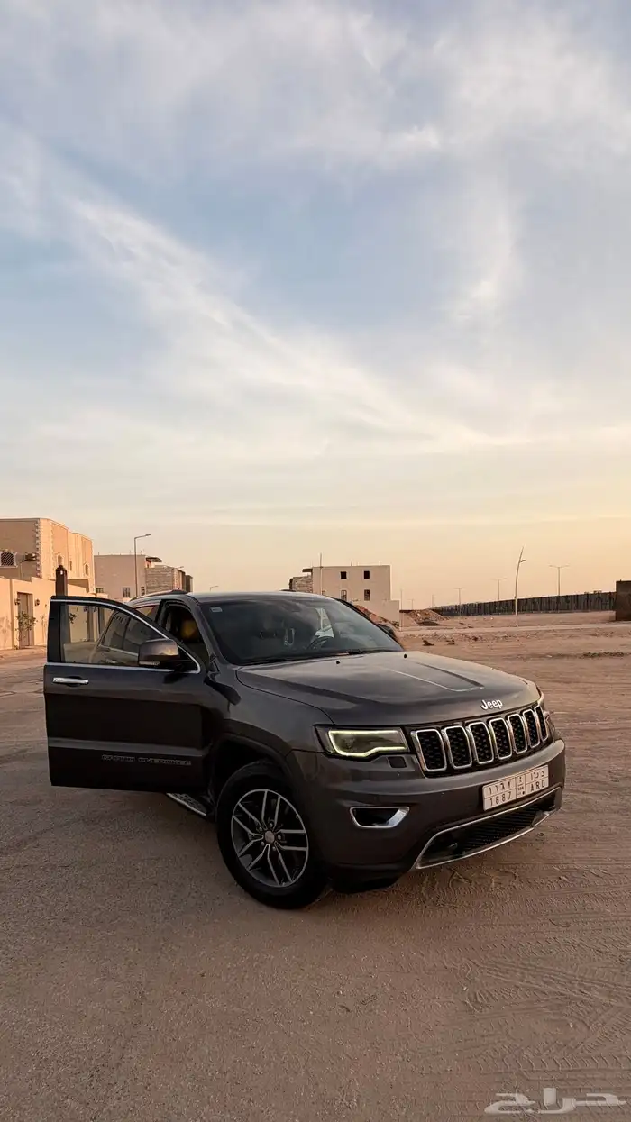 جيب جراند شيروكي ليمتد 4x4 0