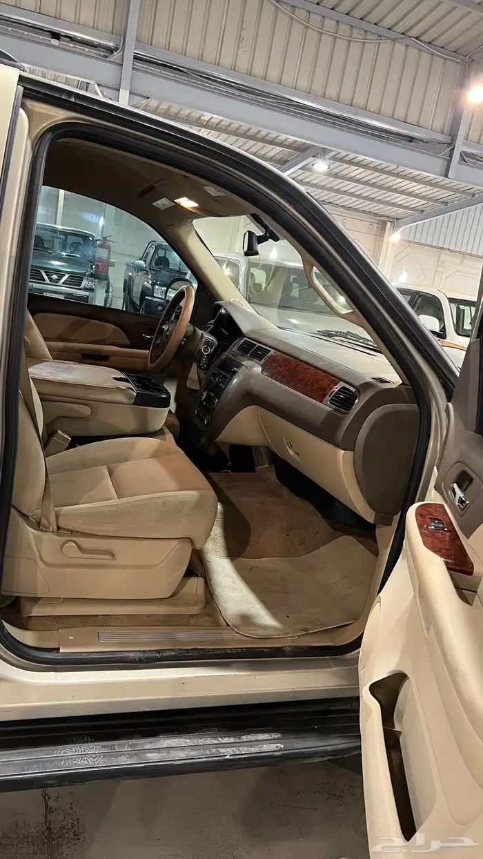 جي ام سي يوكن 2009 دبل 14