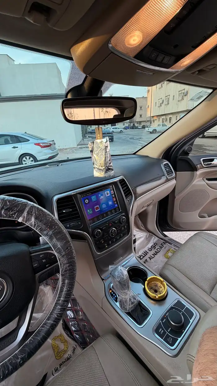 جيب جراند شيروكي ليمتد 4x4 7