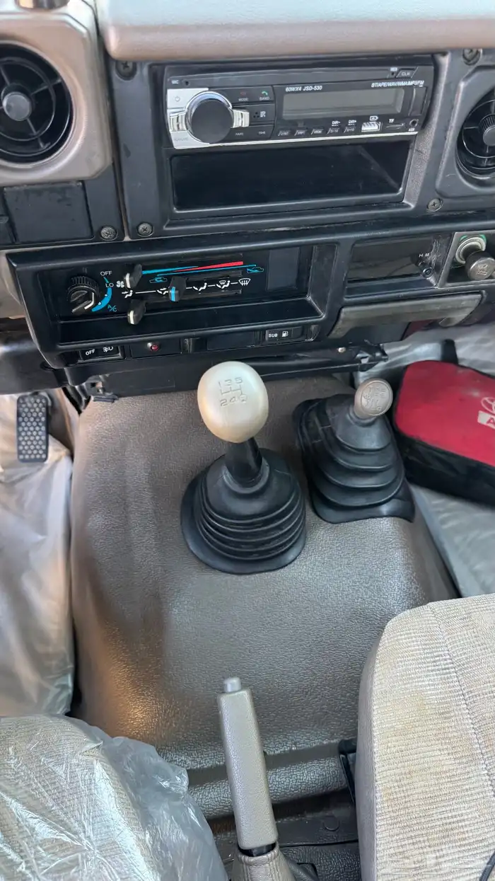 للبيع شاص مخزن 67