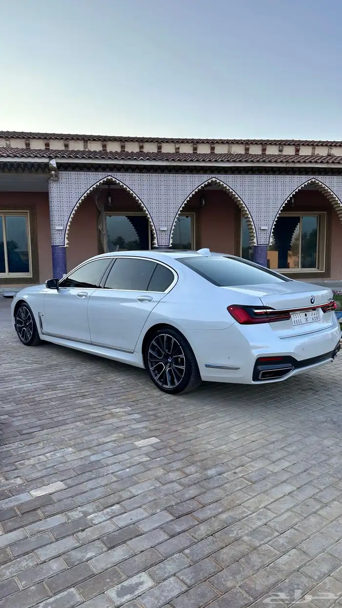 بي ام دبليو 2020-730Liكت ام فل كامل 7