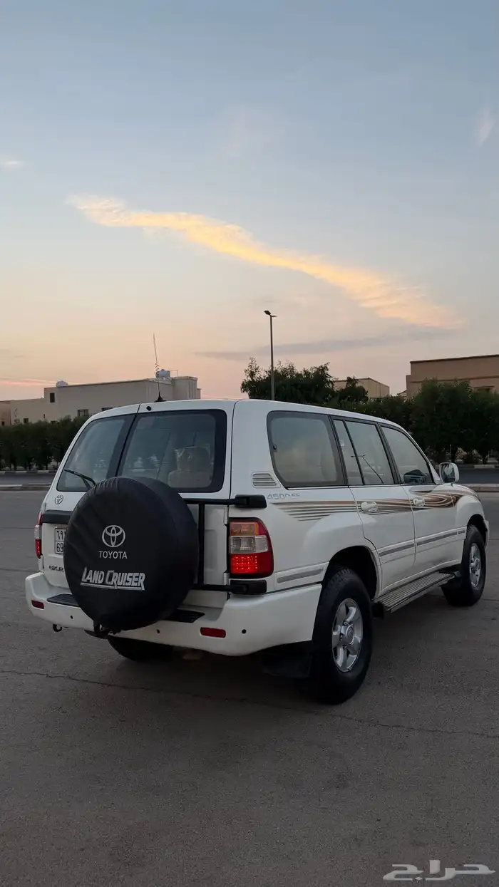 لاندكروزر جي اكس ار 3