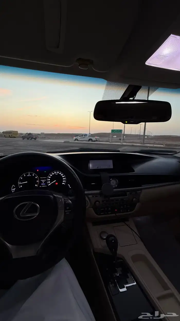 لكزس ES350 2014 9