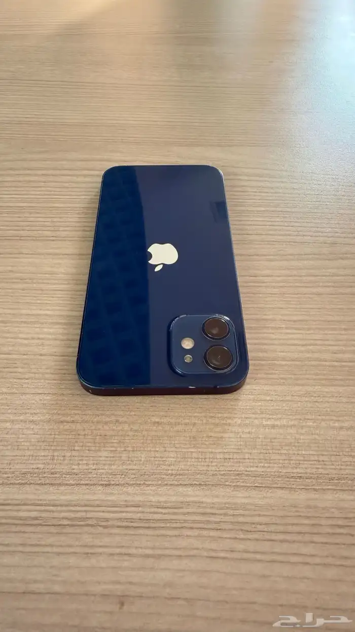 آيفون 12 ازرق 2