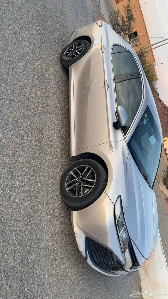 كامري هايبرد اللون ذهبي شبه الجديده 15