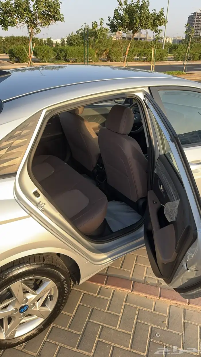 اكسنت وكالة نظيفة جدا 6