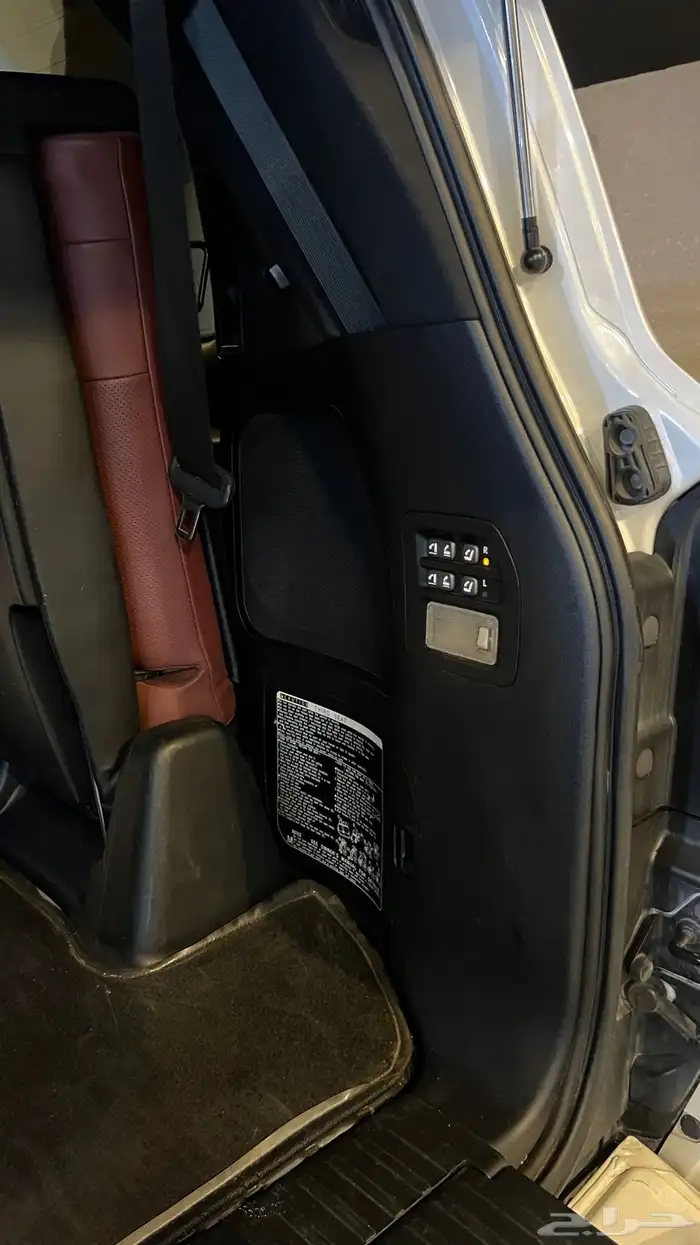 جيب لكزس SPORT 2014 4