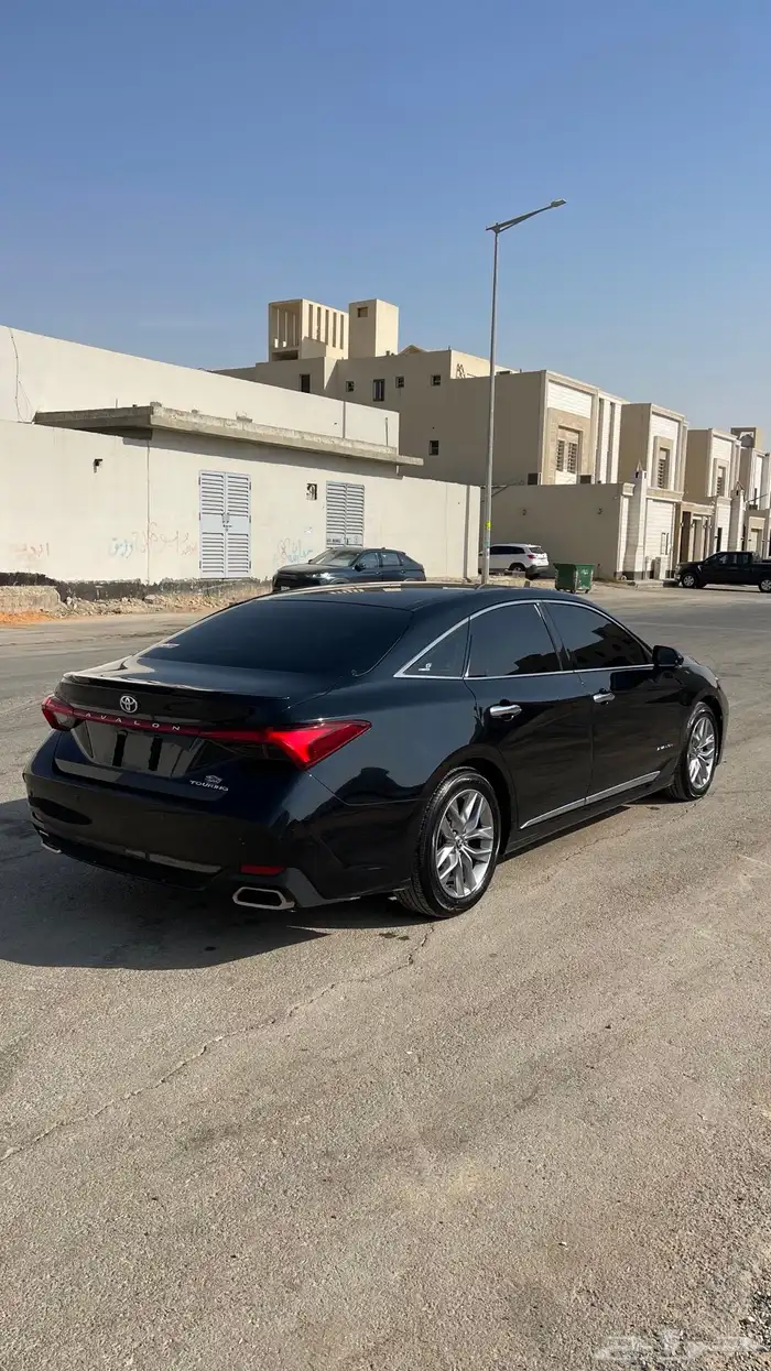 افلون تورنق 2022 اسود 1