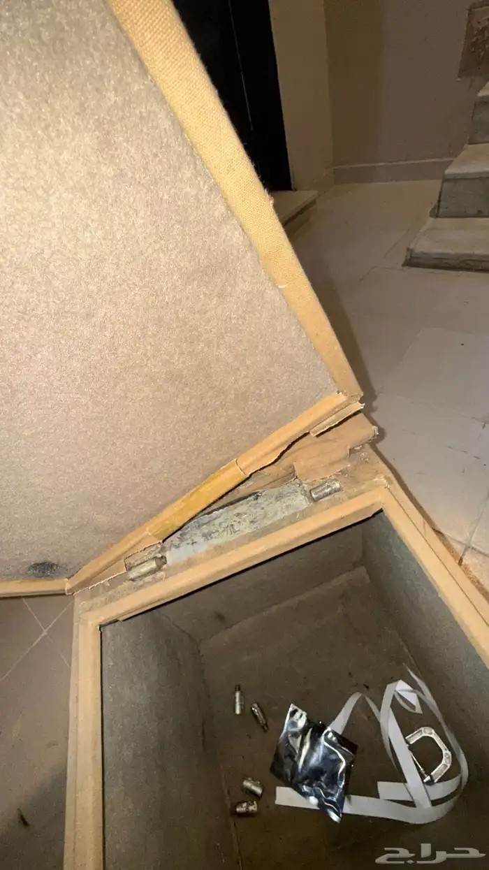 صندوق حديد عليه تلبيس تفصيل قرناس الشمال 8