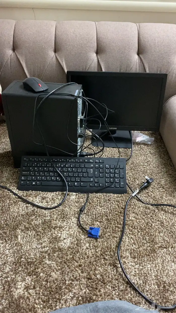 كمبيوتر مكتبي و كاميرات 0