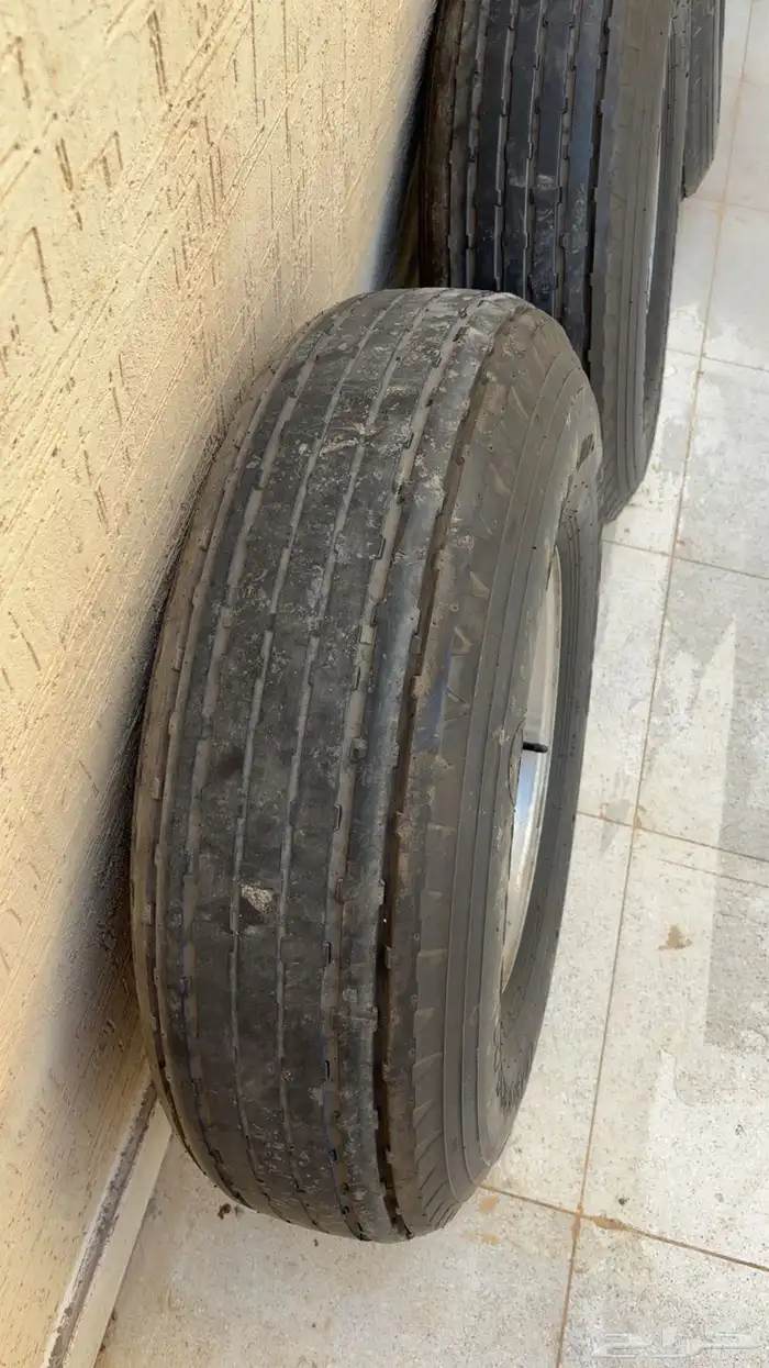 كفرات بالون ماكسس 900 16 مستعمله مع جنوط يوكن 2002 6 مسمار 4