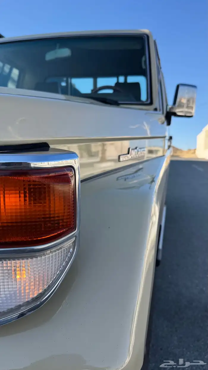 للبيع شاص مخزن 6