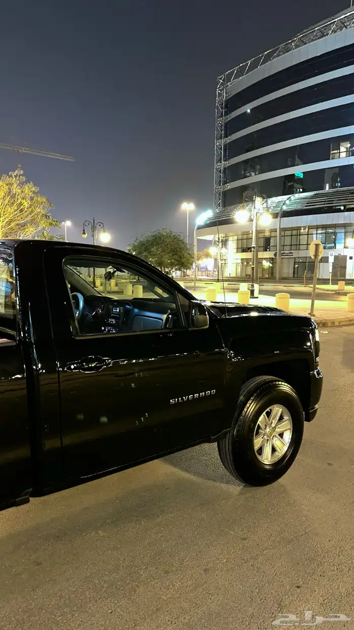 سلفرادو 2017 اسود 7